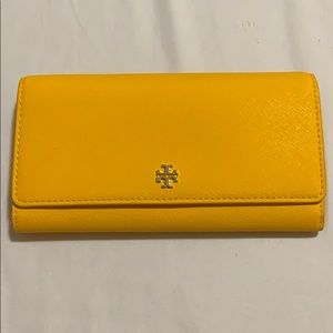 Tory Burch Emerson envelope Continental Wallet